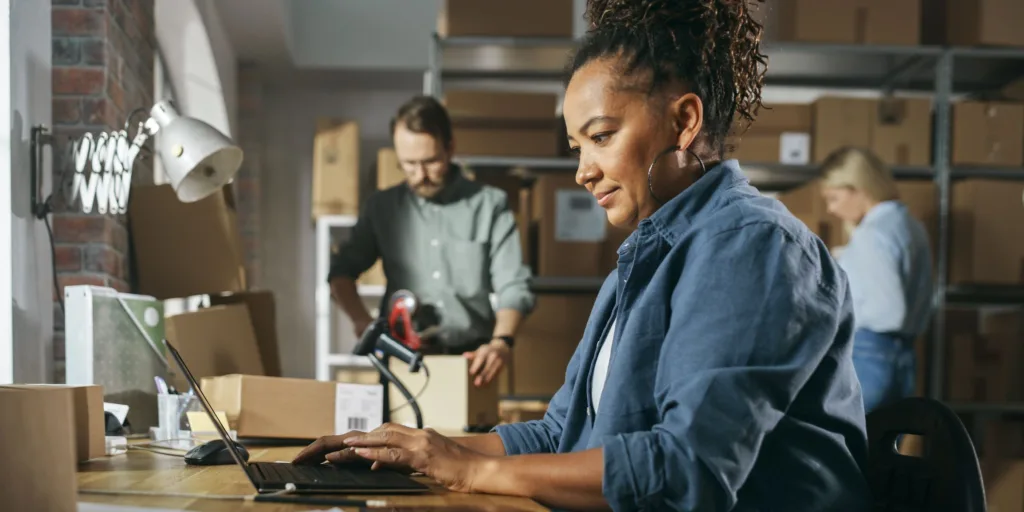 employee manager supply chain management